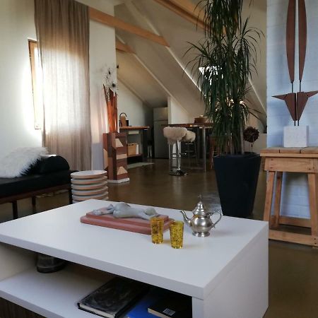 Naiadi Loft Apartment 네레자인 외부 사진